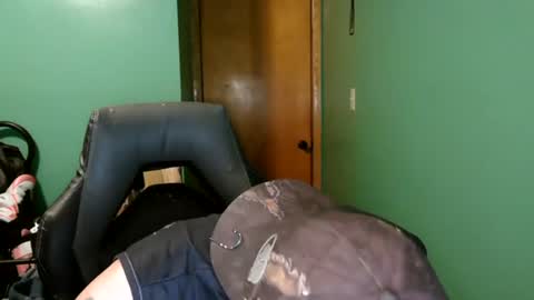 Snapshot of edwardaims_2please chatting on 07-30-26, 02:32 edwardaims_2please online show from 07-30-26, 02:32