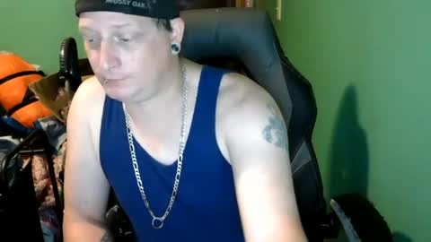 Snapshot of edwardaims_2please chatting on 08-01-26, 03:00 edwardaims_2please online show from 08-01-26, 03:00