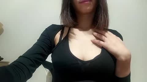 Snapshot of edwardnairn chatting on 02-09-26, 12:31 Viktoria online show from 02-09-26, 12:31