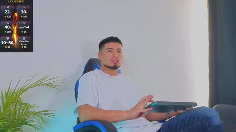 Edward Ross online show from 10-19-25, 04:29