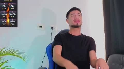 Edward Ross online show from 11-25-25, 04:40