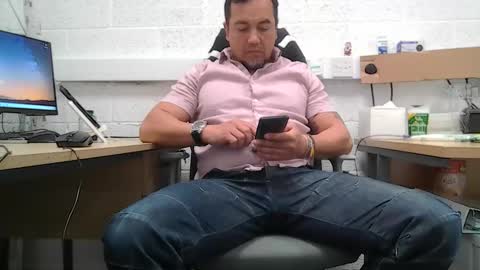 EdM online show from 04-10-26, 07:46