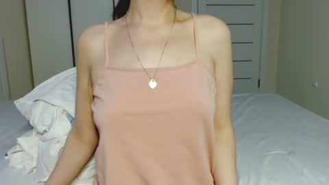 eelena4kiss online show from 06-25-26, 08:35