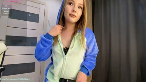 Snapshot of eestipixies chatting on 06-03-26, 07:00 Lili online show from 06-03-26, 07:00