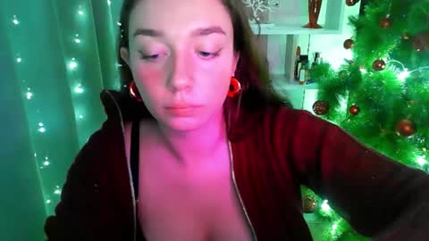 Snapshot of effie_balconii chatting on 12-22-24, 05:10 effie_balconii online show from 12-22-24, 05:10