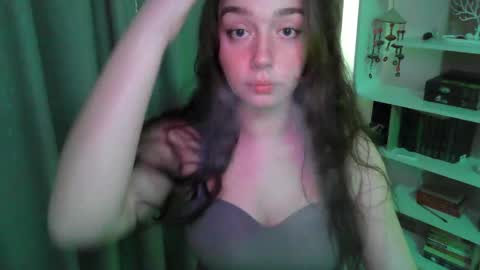 Snapshot of effie_balconii chatting on 03-06-25, 02:51 effie_balconii online show from 03-06-25, 02:51