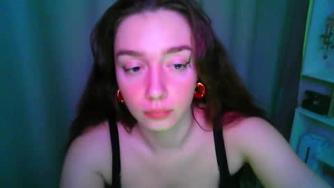 Snapshot of effie_balconii chatting on 10-12-25, 11:42 effie_balconii online show from 10-12-25, 11:42