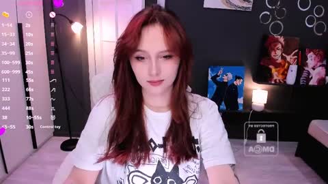 Snapshot of effie_lee chatting on 04-04-26, 08:45 Effie online show from 04-04-26, 08:45