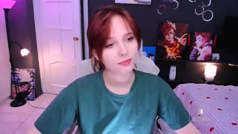 Snapshot of effie_lee chatting on 04-26-26, 10:57 Effie online show from 04-26-26, 10:57