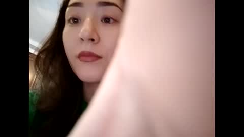 Effy online show from 12-18-24, 09:47