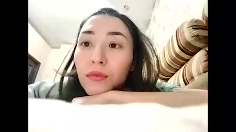 Effy online show from 01-13-25, 10:24