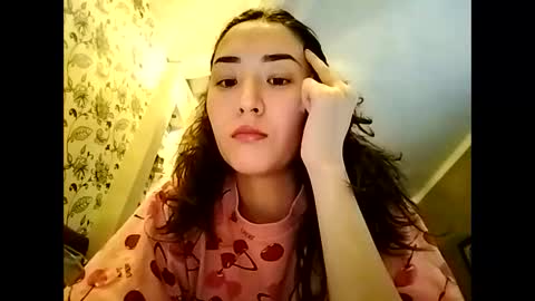 Effy online show from 03-06-25, 04:38