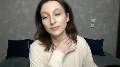 Snapshot of effy_gray chatting on 12-07-24, 09:17 Anna online show from 12-07-24, 09:17