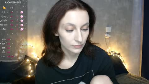 Snapshot of effy_gray chatting on 02-13-25, 08:59 Anna online show from 02-13-25, 08:59