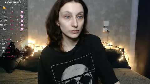Snapshot of effy_gray chatting on 02-16-25, 09:59 Anna online show from 02-16-25, 09:59