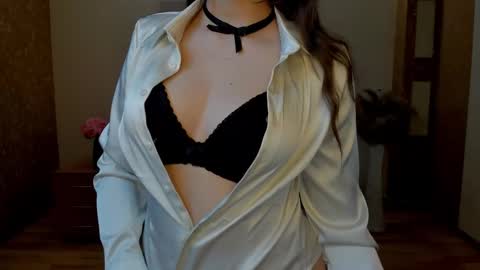 Snapshot of effy_royse chatting on 02-25-26, 06:45 Effy Royse online show from 02-25-26, 06:45