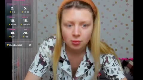 Effy online show from 12-25-24, 10:39