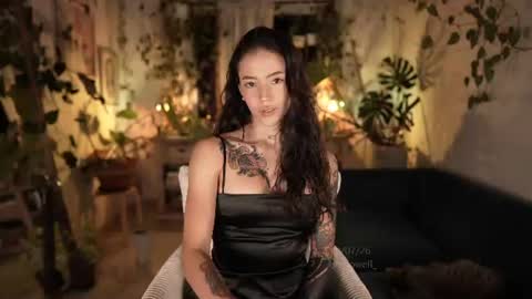 Snapshot of effylowell_ chatting on 07-11-26, 12:57 Effy online show from 07-11-26, 12:57