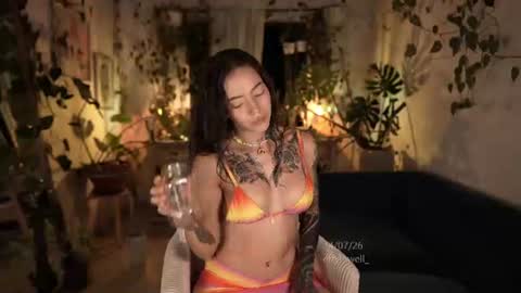 Snapshot of effylowell_ chatting on 07-15-26, 12:27 Effy online show from 07-15-26, 12:27