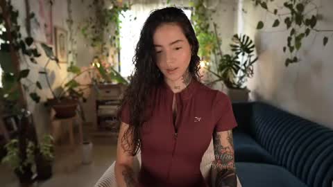 Snapshot of effylowell_ chatting on 07-21-26, 05:48 Effy online show from 07-21-26, 05:48