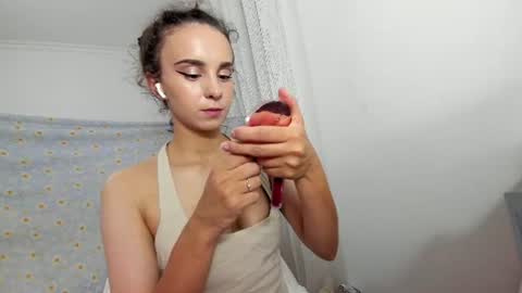 Snapshot of ehotlovea chatting on 06-21-26, 10:23 Erik and Alice online show from 06-21-26, 10:23