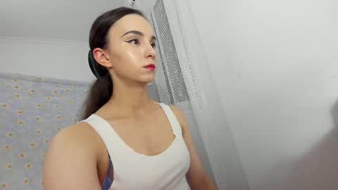 Snapshot of ehotlovea chatting on 07-08-26, 12:37 Erik and Alice online show from 07-08-26, 12:37