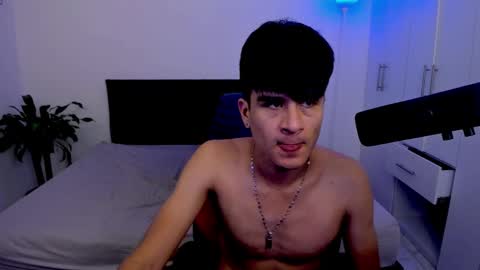 eiden_allenx1 online show from 02-04-25, 11:49