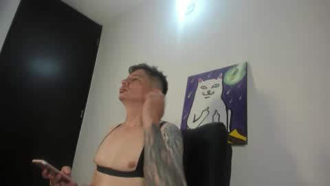 Snapshot of eider122 chatting on 02-24-26, 04:21 EIder online show from 02-24-26, 04:21