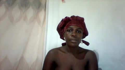 Snapshot of eileen_en chatting on 05-02-26, 07:19 eileen_en online show from 05-02-26, 07:19