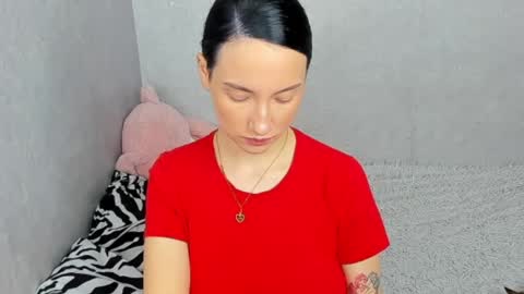 Snapshot of eileenmoores chatting on 04-08-26, 06:41 eileenmoores online show from 04-08-26, 06:41