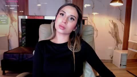 Eimy rose online show from 06-06-26, 08:24