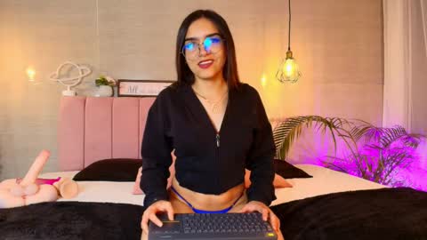 Snapshot of eimy_rosse18 chatting on 10-13-25, 10:48 eimy_rosse18 online show from 10-13-25, 10:48