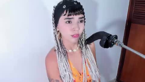 eimy_salome15 online show from 08-05-26, 05:27