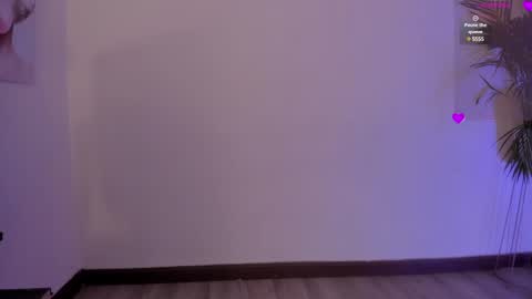 eimyaniston cute online show from 02-08-25, 02:49