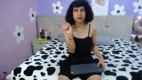 Eimyflorian online show from 01-25-25, 11:44