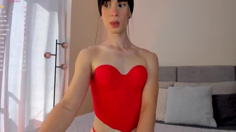 Einyel  online show from 01-13-25, 07:53