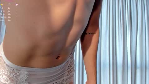 Einyel  online show from 03-19-26, 08:24