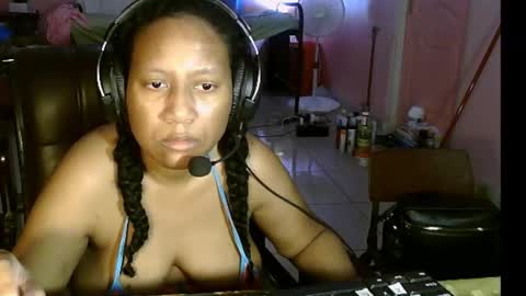 Eirondra Valeen online show from 03-18-26, 01:09