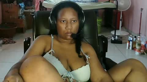 Eirondra Valeen online show from 04-25-26, 12:52