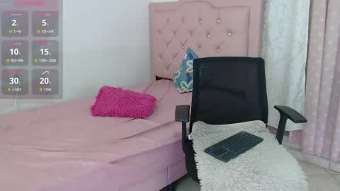 Eiza  online show from 03-29-26, 11:49