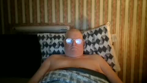 eketman1964 online show from 02-05-26, 12:15