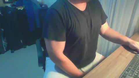 Juan Pablo M online show from 12-27-24, 07:40