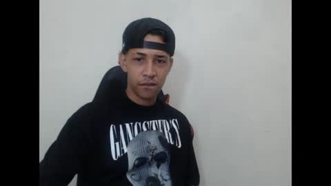 Snapshot of el_menor chatting on 05-19-26, 05:25 Instagram BelowAbajo online show from 05-19-26, 05:25
