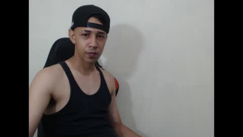 Snapshot of el_menor chatting on 05-28-26, 03:48 Instagram BelowAbajo online show from 05-28-26, 03:48