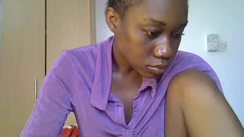 Snapshot of el_petite chatting on 12-10-24, 09:23 petite online show from 12-10-24, 09:23