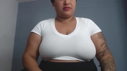 elah_sophia2 online show from 03-03-26, 01:56