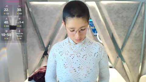 elaine87_ online show from 09-24-25, 08:56