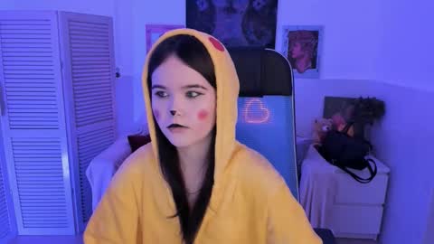 Your sweet girl online show from 11-08-25, 08:07