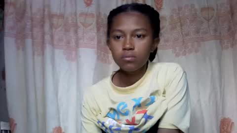 Snapshot of elaliealdy chatting on 05-27-26, 11:29 elaliealdy online show from 05-27-26, 11:29