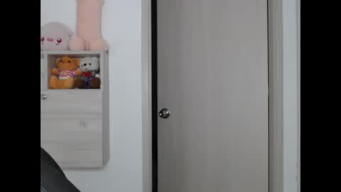 elandor online show from 11-30-25, 08:02